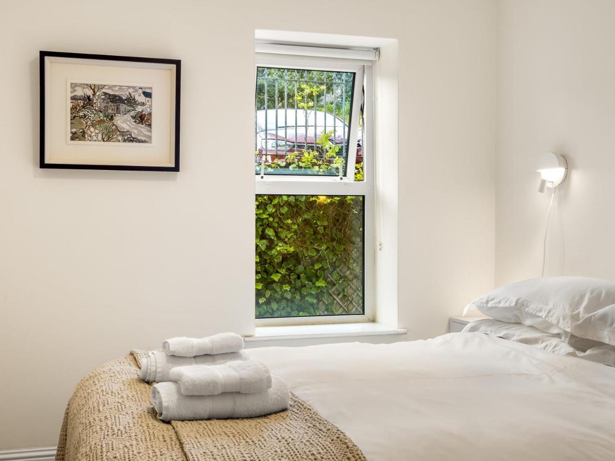 Clifden Seaview - Stunning Apartment Bagian luar foto
